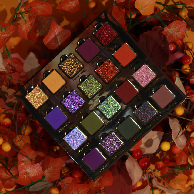An Amber Lullaby | Paleta cieni do powiek